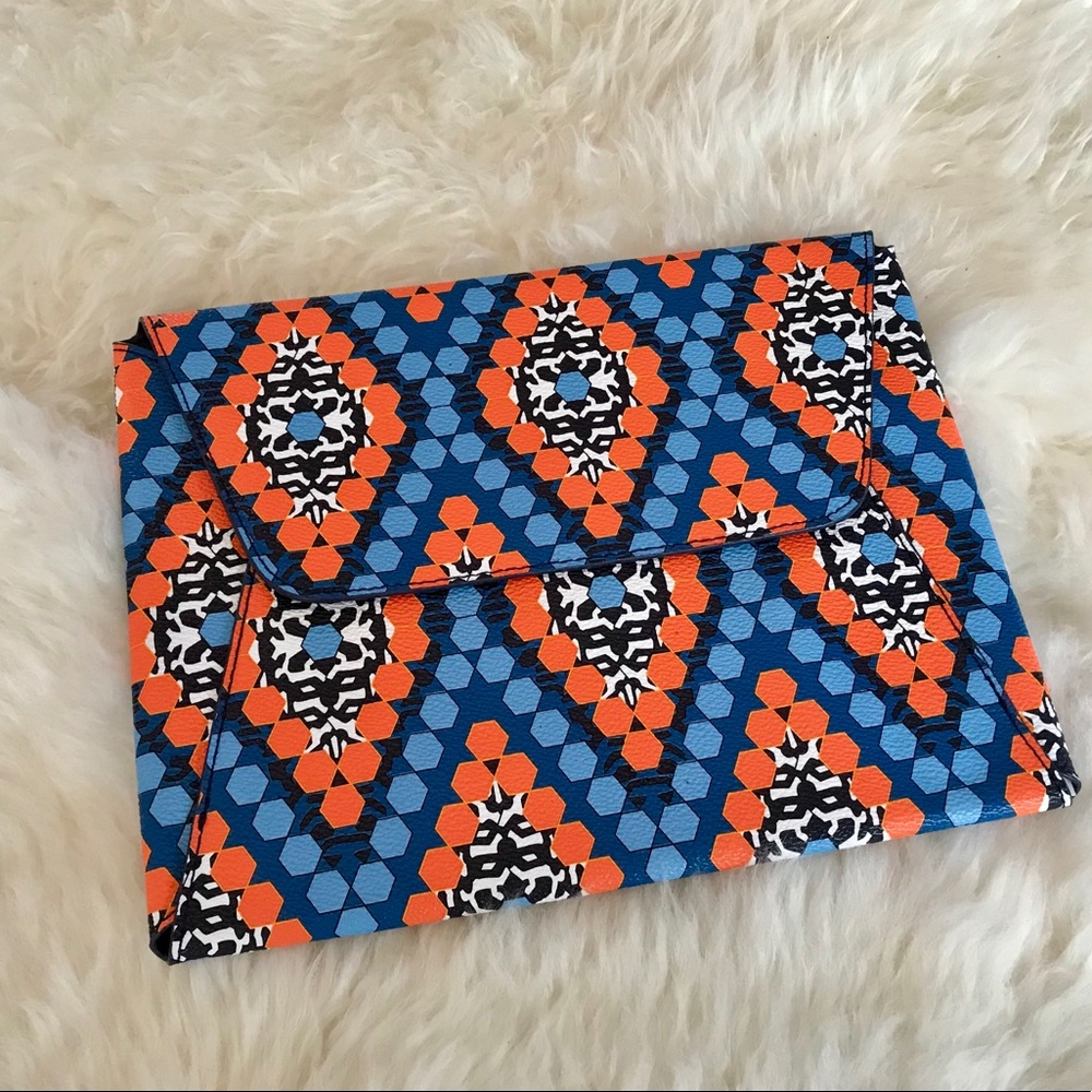 Vera Bradley Tech Envelope Case
